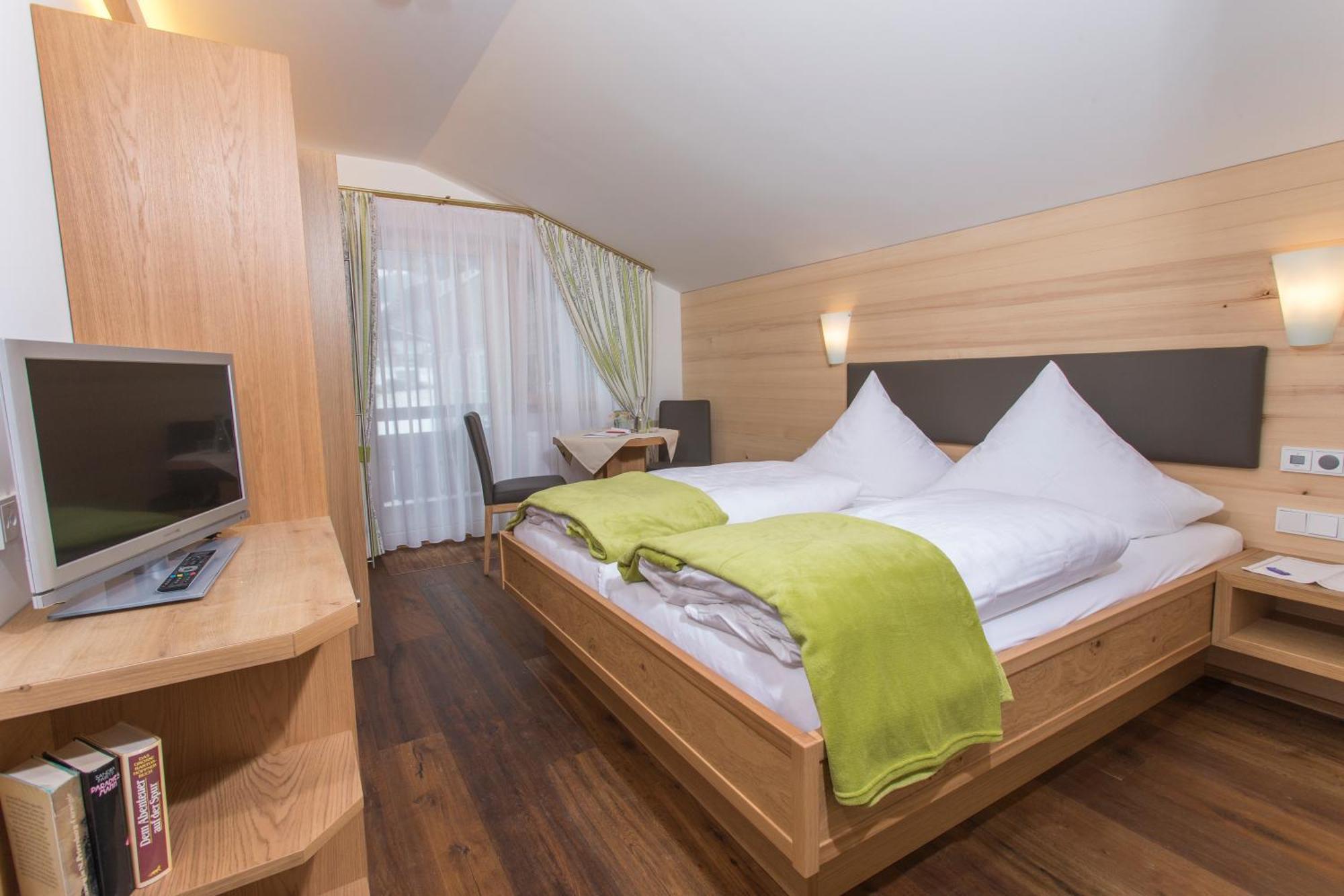Gaestehaus Mathies Mittelberg Chambre photo